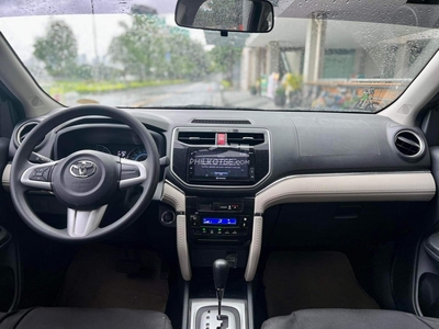 2018 Toyota Rush 1.5 E AT in Makati, Metro Manila