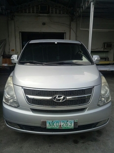 2nd-hand Hyundai Starex 2010 for sale in Caloocan