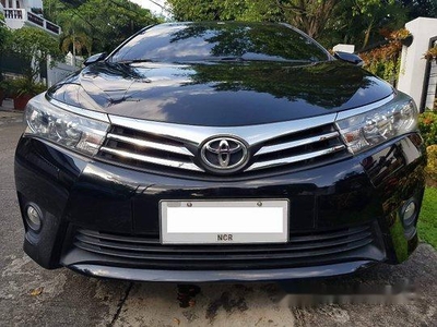 Black Toyota Corolla altis 2015 for sale in Manual