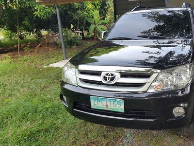 Black Toyota Fortuner 2008 for sale in Cavite