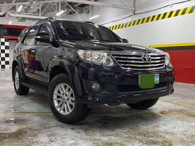 Black Toyota Fortuner 2012 for sale in Quezon