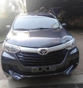 Grey Toyota Avanza for sale in Manila