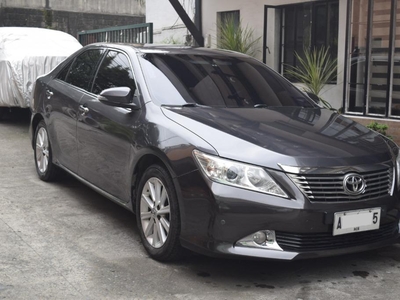 Grey Toyota Camry 2015 for sale in Quezon City