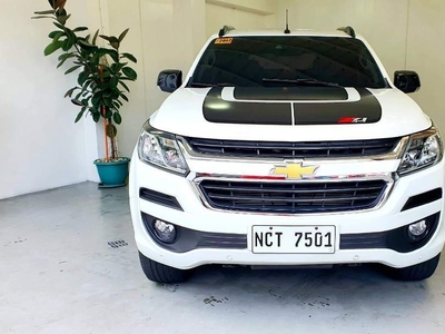 Pearl White Chevrolet Trailblazer 2018 for sale in Quezon