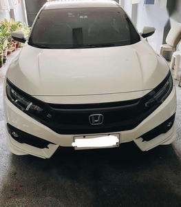 Pearl White Honda Civic 2016 for sale in Pasay