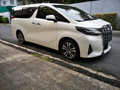 Pearl White Toyota Alphard 2019 for sale in Mandaluyong