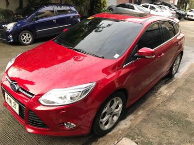Red Ford Focus for sale in Lucena