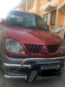 Red Mitsubishi Adventure 2006 for sale in Manual