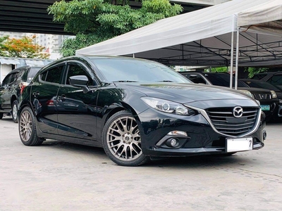Sell 2016 Mazda 3 in Pasay