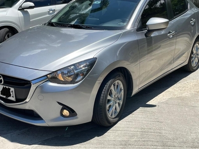 Sell 2017 Mazda 2 in Manila