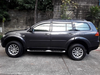 Sell Black 2011 Mitsubishi Montero sport in Quezon City