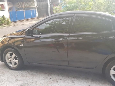 Sell Black 2013 Hyundai Accent in Manila