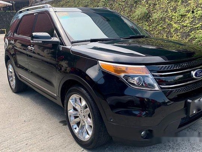 Sell Black 2014 Ford Explorer at 19000 km