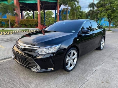 Sell Black 2016 Toyota Camry in Imus