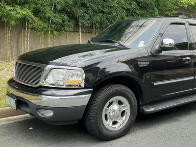 Sell Black Ford Expedition in Quezon City
