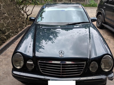 Sell Black Mercedes-Benz 320 in Manila