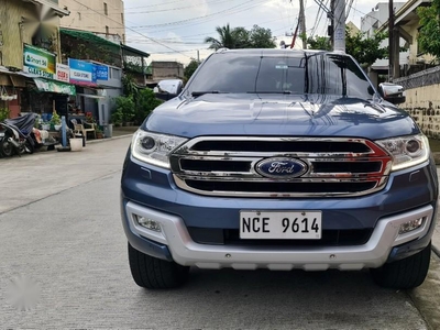 Sell Blue 2016 Ford Everest