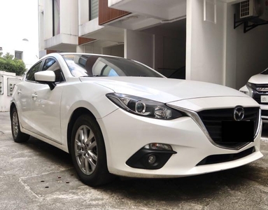 Sell Pearl White 2016 Mazda 3 in Quezon City