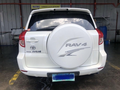 Sell Pearl White Toyota Rav4 in Manila