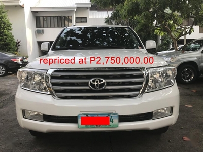 Sell Pearlwhite 2012 Toyota Land Cruiser in Manila