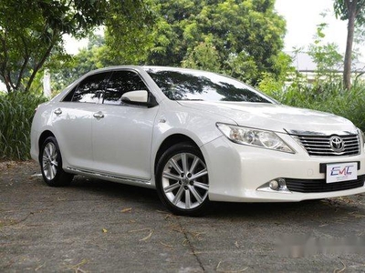 Sell White 2012 Toyota Camry in Quezon City