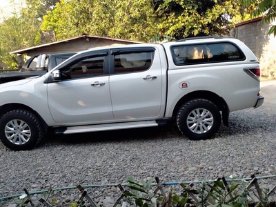 Sell White 2014 Mazda Bt-50 in Manila