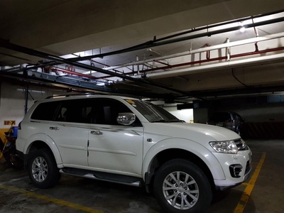 Sell White 2015 Mitsubishi Montero in Makati