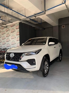 Sell White 2022 Toyota Fortuner in Balayan
