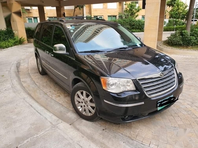 Selling Black Chrysler Town And Country 2011 in Pasig