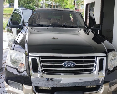 Selling Black Ford Explorer 2008 in San Juan