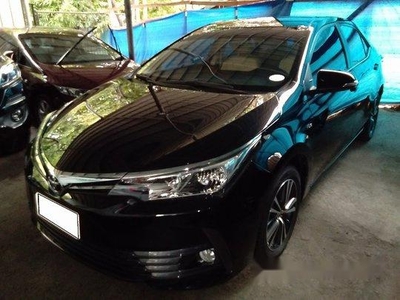 Selling Black Toyota Corolla Altis 2018 Automatic Gasoline
