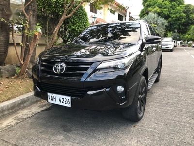Selling Black Toyota Fortuner 2017 in Pasay