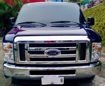Selling Blue Ford E-150 2014 in Pasig