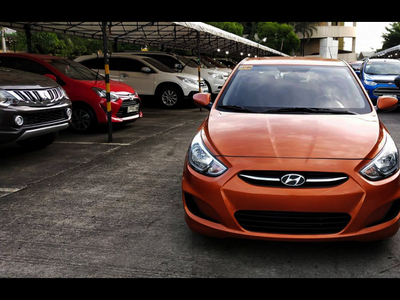 Selling Hyundai Accent 2016 Hatchback