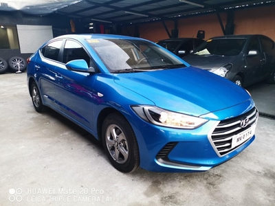 Selling Hyundai Elantra 2018 in Manila