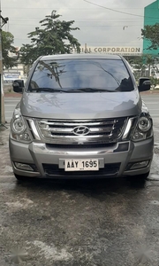 Selling Hyundai Starex 2014 in Quezon City