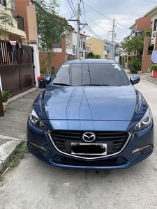 Selling Mazda 3 2017