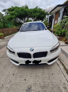 Selling Pearl White BMW 118I 2018 in Cavite