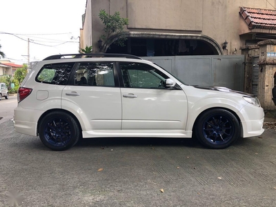 Selling Pearl White Subaru Forester 2012 in Quezon
