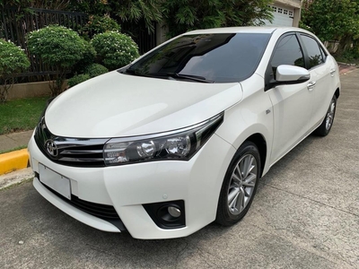 Selling Pearl White Toyota Altis 2017 in Marikina