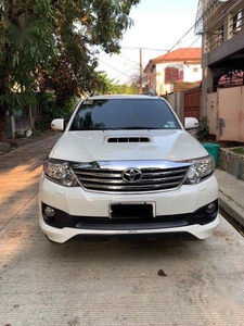 Selling Pearl White Toyota Fortuner 2014 in Manila