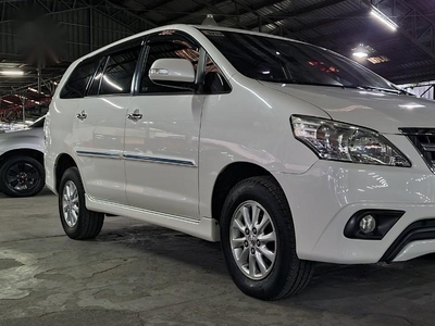 Selling Pearl White Toyota Innova 2015 in Pateros