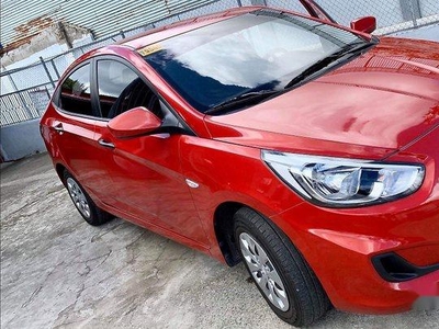Selling Red Hyundai Accent 2018 at 15000 km