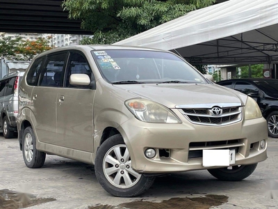Selling Silver Toyota Avanza 2007 in Makati