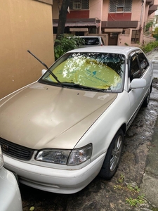 Selling Silver Toyota Corolla for sale in Quezon