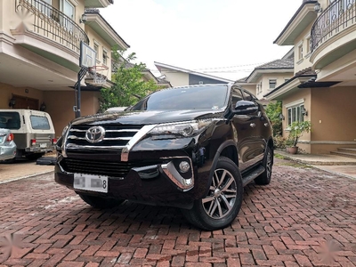 Selling Toyota Fortuner 2016