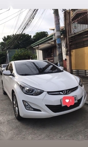 Selling White Hyundai Elantra in Manila