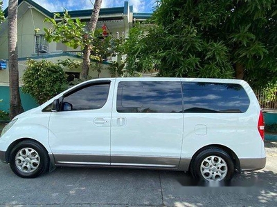 Selling White Hyundai Grand Starex 2012 Automatic Diesel