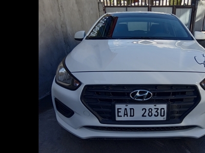 Selling White Hyundai Reina 2019 Sedan