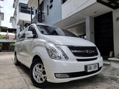 Selling White Hyundai Starex 2013 in Quezon